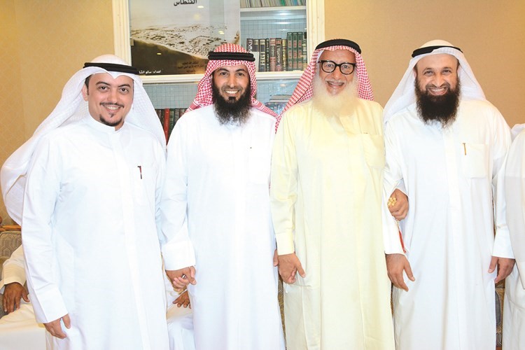 د.خالد شجاع وعبدالله الحقان يهنئان