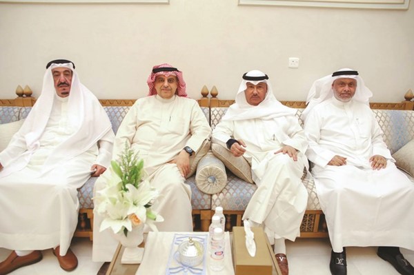 بدر العناز وعلي العناز وماضي الخميس وفهد النويف