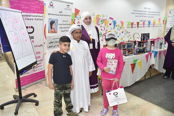 هدايا العيد أدخلت البهجة على نفوس الأطفال