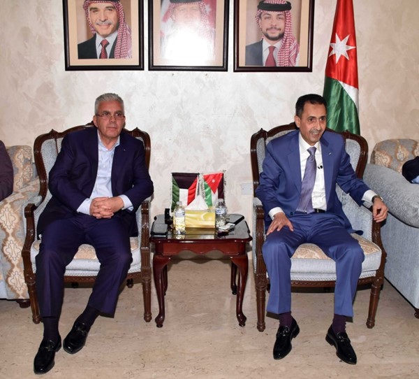  السفير الأردني صقر أبو شتال والسفير الفلسطيني رامي طهبوب