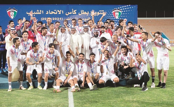 تتويج شباب الكويت بلقب كأس الاتحاد