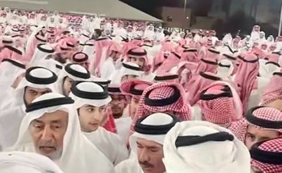 حشود كبيرة من أبناء الدائرة التاسعة تحتفل بفوز ناصر الكفيف