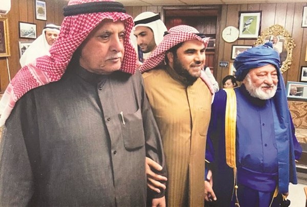د. يعقوب الغنيم مع المبطط الكبدي وإبراهيم فارس