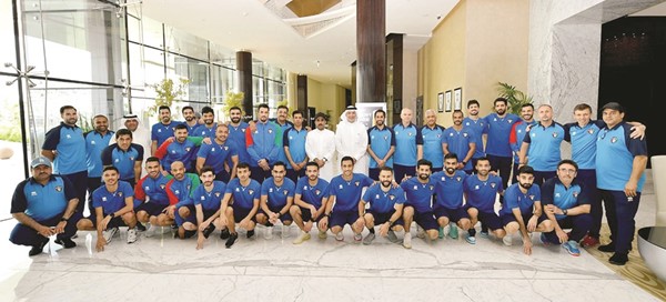 استبعاد سلطان من «الأزرق» والفهد بديلاً