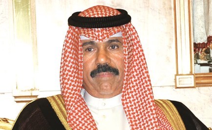 الأمير عزّى ملك الأردن بوفاة والد الملكة رانيا العبدالله