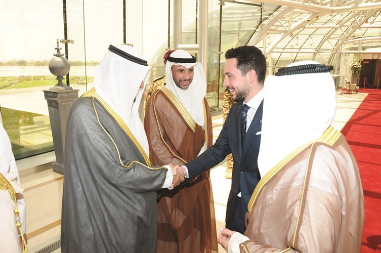 رئيس مجلس الأمة مرزوق الغانم والشيخ أحمد العبدالله في استقبال ولي العهد الأردني