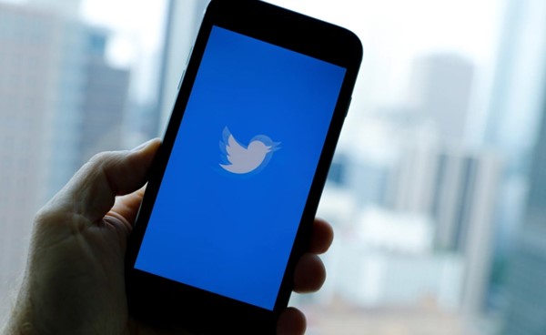 "تويتر" تتيح للشركات المحلية عرض الموقع وساعات العمل ومعلومات الاتصال على ملفاتها الشخصية