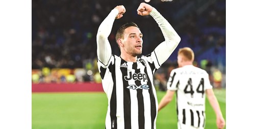 De Sciglio extends to Juventus