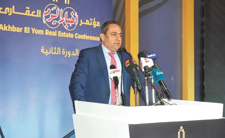 د.خالد عباس نائب وزير الإسكان