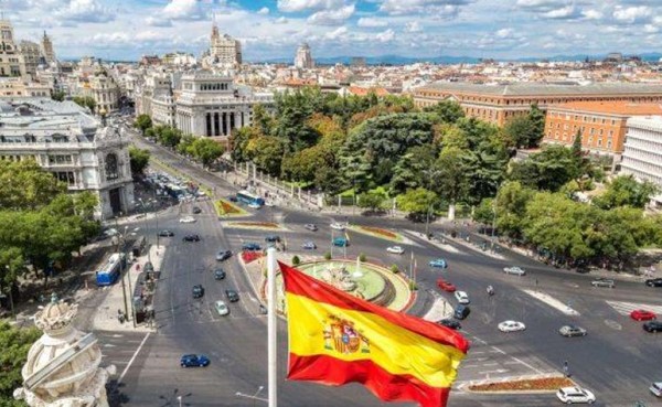 سانشيز: إسبانيا تعتزم خفض ضريبة القيمة المضافة على فواتير الكهرباء