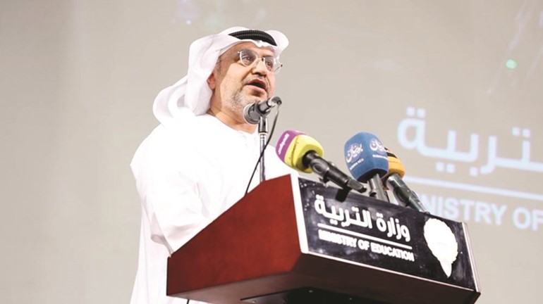 د.مطر النيادي ملقيا كلمته