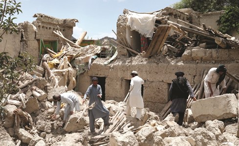 ضعف البنية التحتية يُعرقل جهود الإنقاذ بعد زلزال أفغانستان
