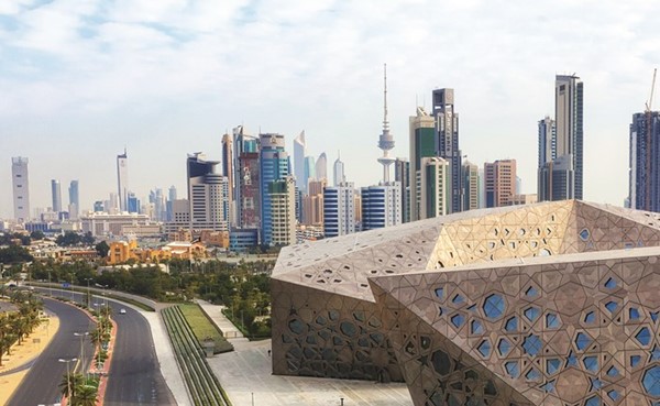 «موديز»: الكويت ستعود للفوائض الضخمة بالعامين المقبلين