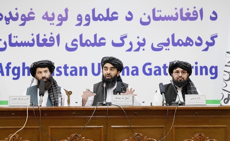المتحدث باسم طالبان ذبيح الله مجاهد معلقا على الهجوم الذي استهدف اجتماع جيرغا في كابول امس	(ا.ف.پ)