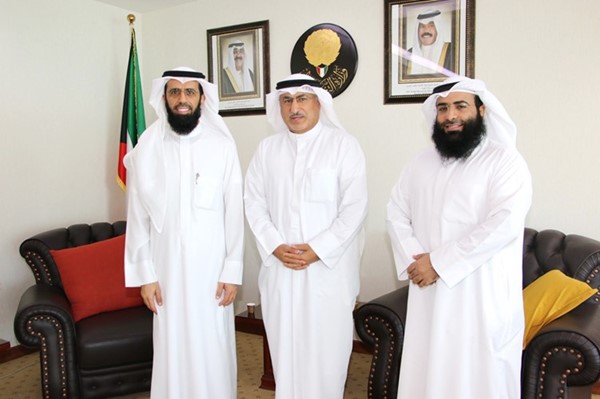 د.محمد الفارس مستقبلا حمد المري وأحمد الحبيب