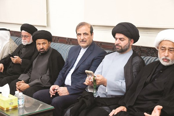 السفير الإيراني د.محمد إيراني بين الحضور