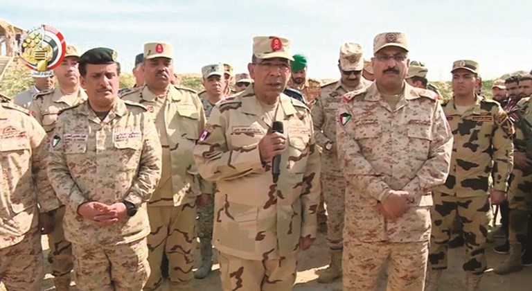 خلال التمرين المشترك مع القوات المصرية بالكويت