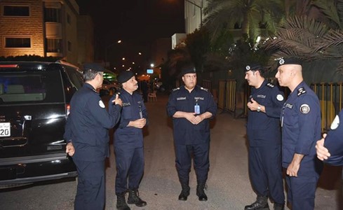 البرجس تابع مستوى الإعداد والجاهزية لرجال الأمن خلال جولة ليلية على الحسينيات وبيوت العزاء