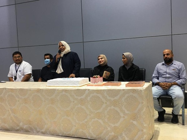 "الصحة" تُغلق مركز الكويت للتطعيم في مشرف.. وتقدم الخدمة في 16 مركزاً صحياً