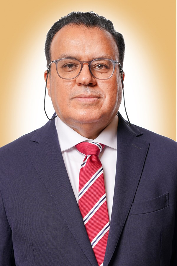  وزير الصحة د.خالد السعيد 
