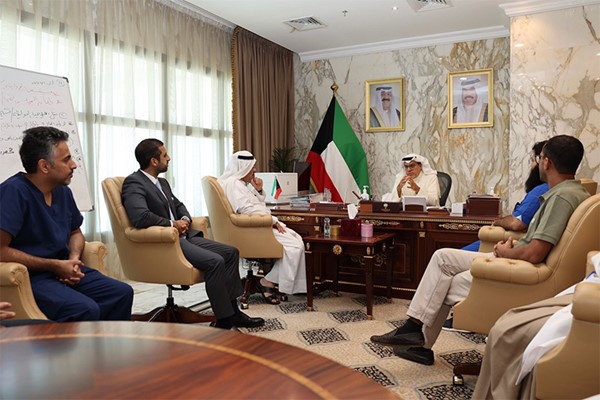 وزير الصحة ناقش مع أعضاء رابطة أطباء العيون ورئيس مجلس أقسام العيون التحديات التي تواجههم والحلول المقترحة بشأنها