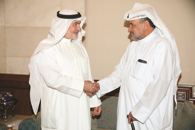 صالح عاشور مستقبلا أحد أبناء الدائرة