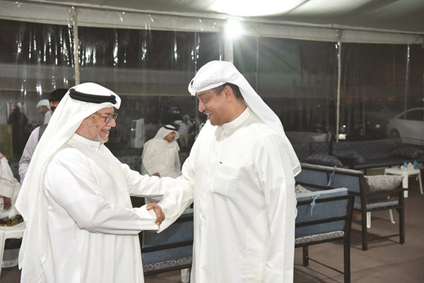  ويرحب بأحد أبناء الدائرة