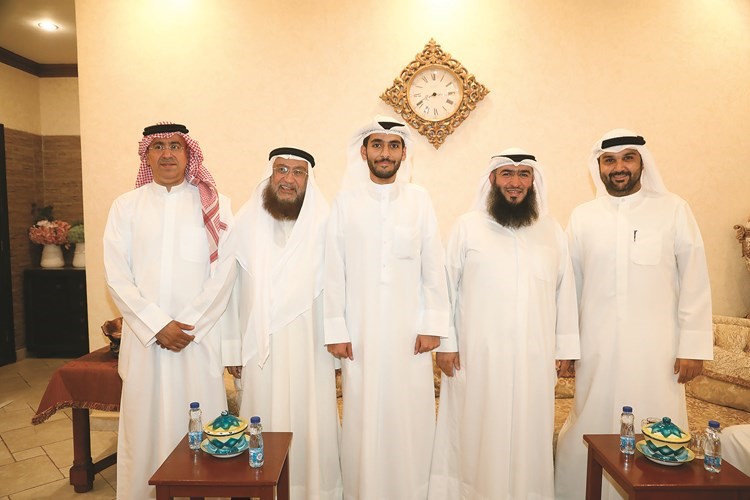جانب آخر من الحضور في ديوان العبيد