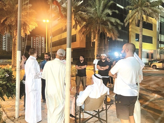 جانب من وقفة جماهير الأصفر الاحتجاجية على مستوى الفريق