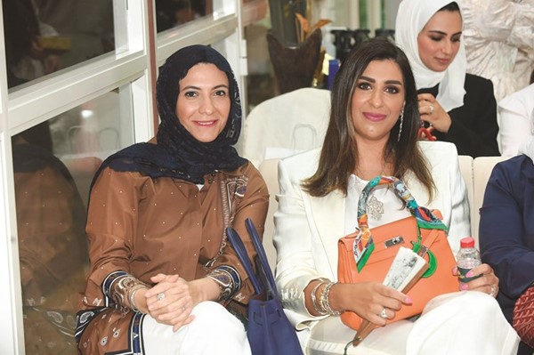 متابعة واهتمام