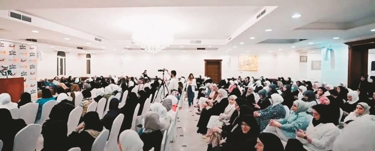 متابعة واهتمام لكلمة صالح عاشور