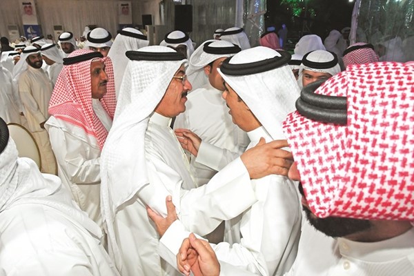 د.سعود الطامي مستقبلا الناخبين