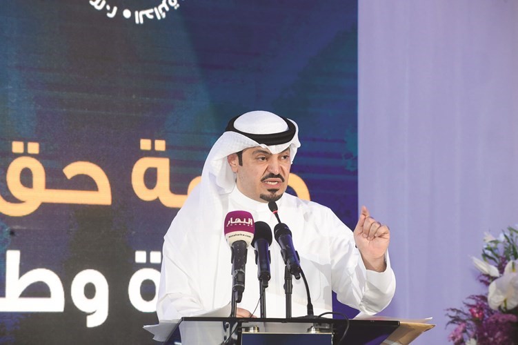الصالح متحدثا