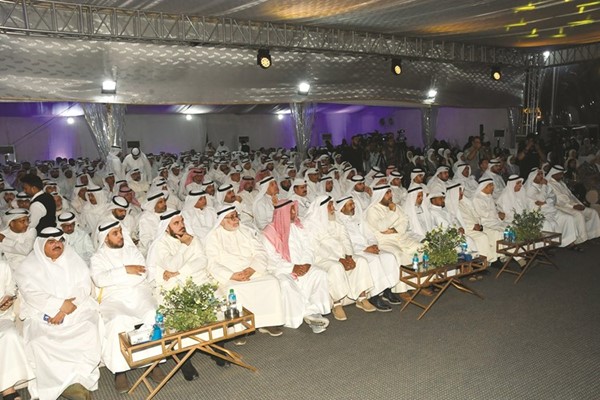جانب من الحضور الغفير في مقر د.حمد المطر