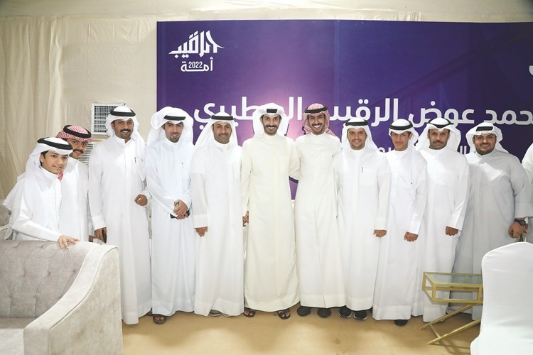  ويتوسط آخرين