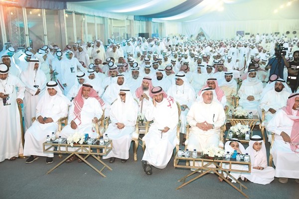 ابناء الدائرة الرابعة يستمعون إلى حديث د.عبيد الوسمي