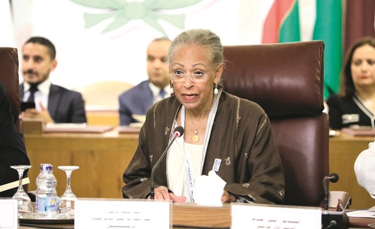 رئيسة مجلس سيدات الأعمال العرب الشيخة د.حصة السعد تلقي كلمتها