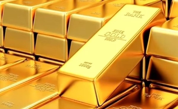 أسعار الذهب ترتفع وتتجه لتسجيل مكاسب أسبوعية