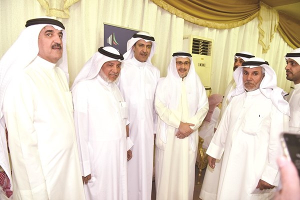  ويتوسط المباركين