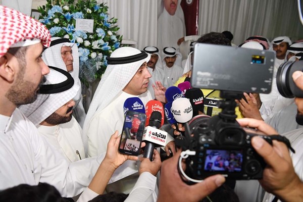 حامد البذالي متحدثا لوسائل الاعلام