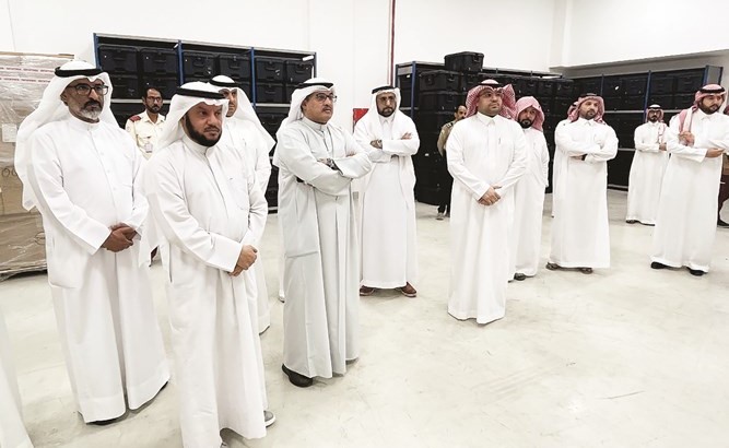 المستشار جمال الجلاوي والوفد المرافق خلال زيارة وزارة العدل السعودية