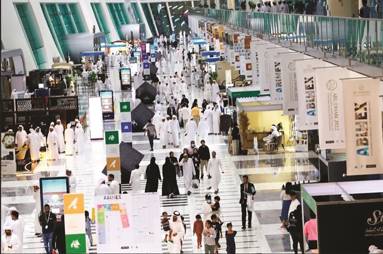ابوظبي بين الحضارة والاسترخاء باستضافتها لمهرجان الصيد والفروسيه