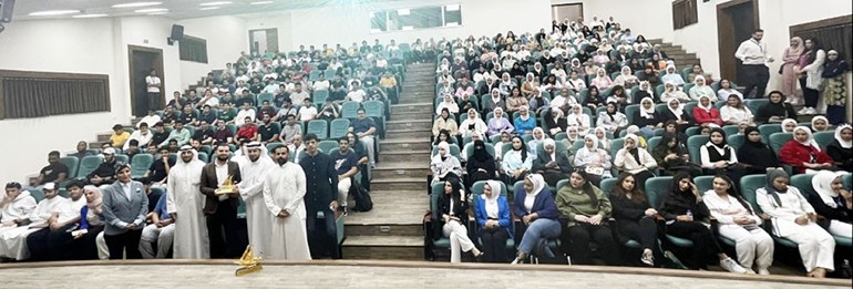 جانب من لقاء د.حمود القشعان مع طلبة الكويت الدارسين في الأردن