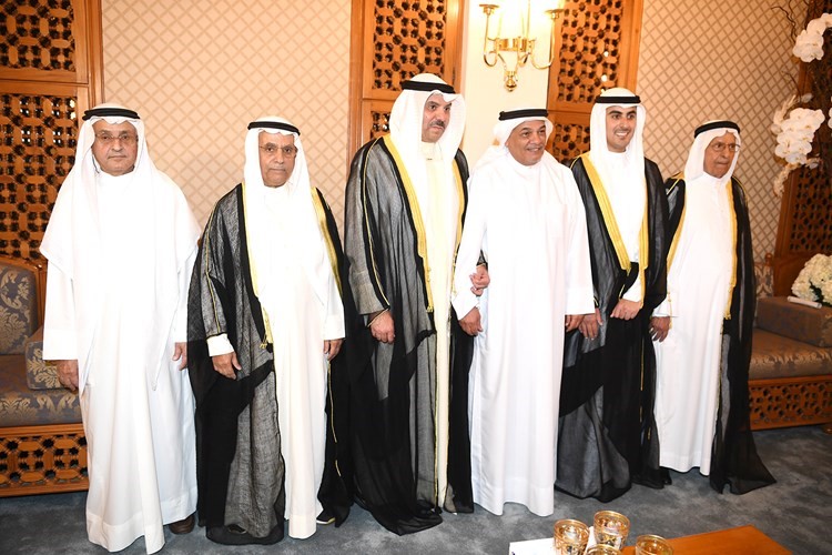 محمد الذاير مهنئا