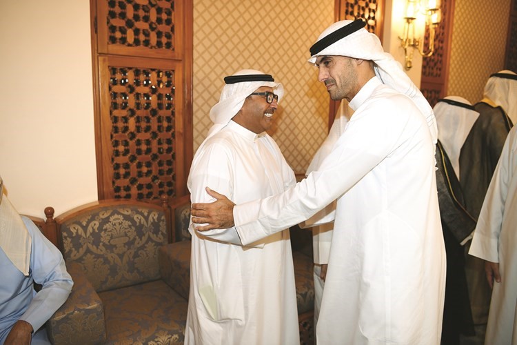 بدر ناصر الخرافي مهنئا محمد عبدالعزيز الشايع