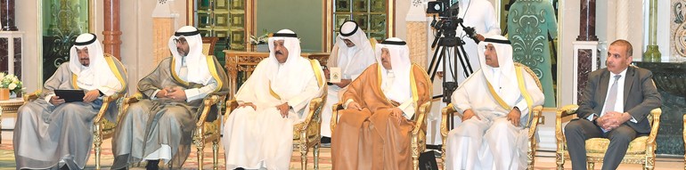 الشيخ أحمد العبدالله والشيخ محمد العبدالله وعبدالعزيز الدخيل وأحمد فهد الفهد