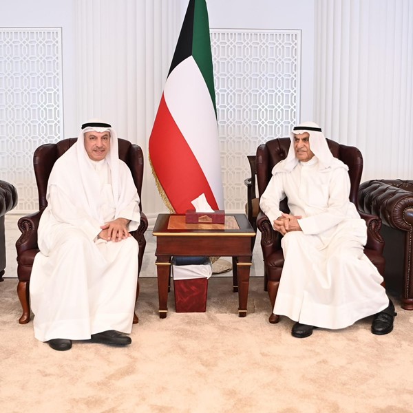 رئيس مجلس الأمة أحمد السعدون مستقبلا رئيس ديوان المحاسبة فيصل الشايع 