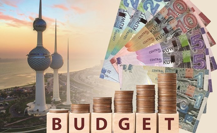 5.75 مليارات دينار فائضاً متوقعاً لميزانية الكويت في 7 أشهر