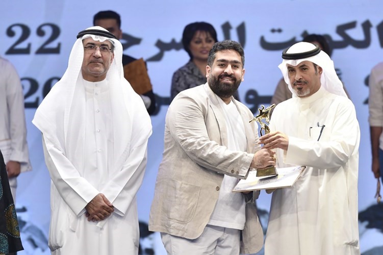فاضل النصار أفضل إضاءة