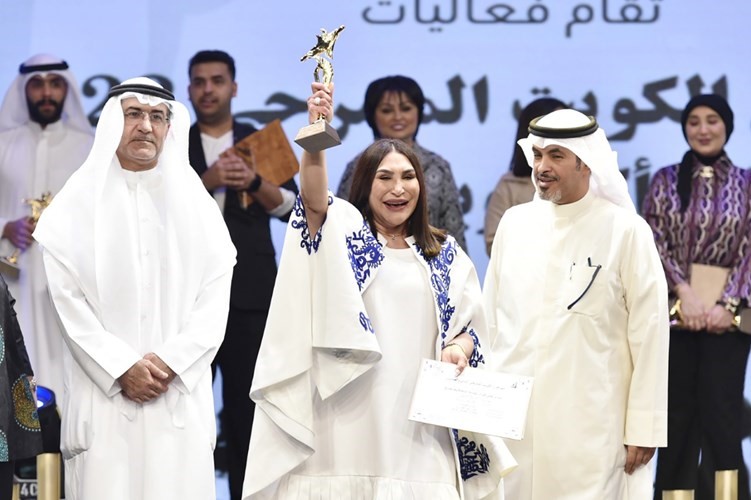  وأحلام حسن أفضل ممثلة دور أول